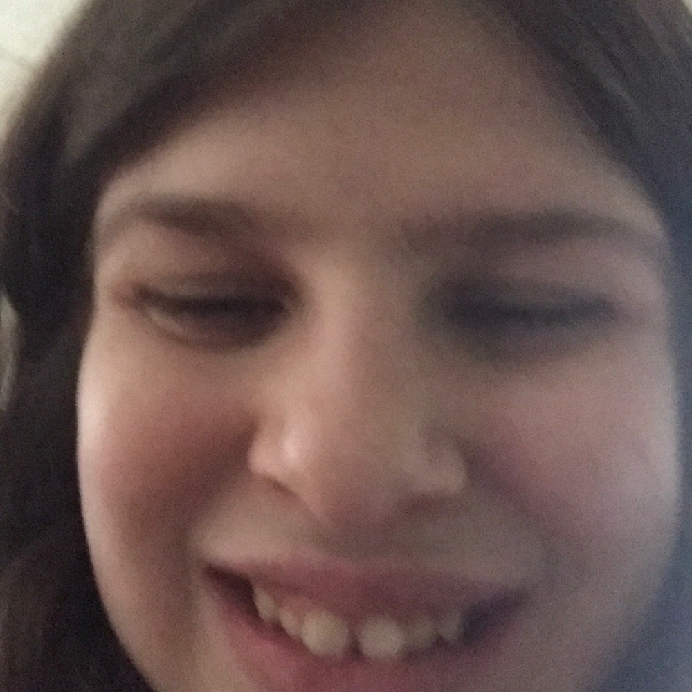 Meet your Posher, Ella
